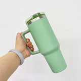 New Style 20 pack double walled stainless steel vacuum insulated blank sublimation macaroon white 40oz leak proof removable flip straw tumbler cups with handle and straw